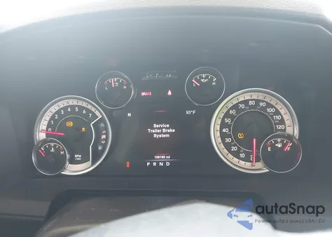 2017 Ram 1500 Laramie 4X4 5'7 Box z USA, uszkodzony, nr VIN 1C6RR7NTXHS593995